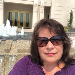 Meet your Posher, Maria